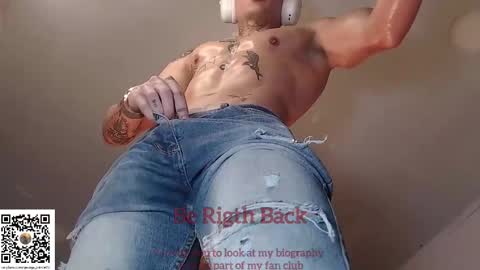 independent model online show from February 19, 2:33 am