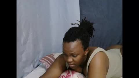 georgeous_kimberly online show from September 21, 8:27 am