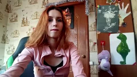 Ellie online show from April 26, 3:10 pm