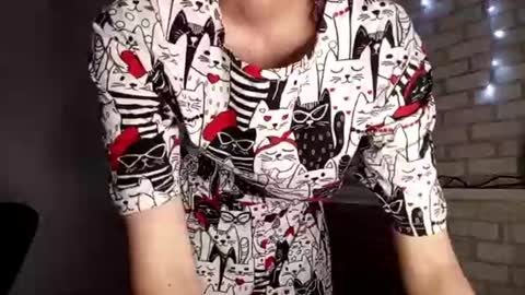 Snapshot of georgianahaeussler chatting on June 13, 3:32 pm Ellie online show from June 13, 3:32 pm