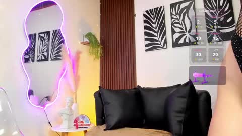 Georgina Caruso online show from January 28, 8:36 pm