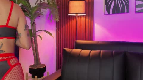 Georgina Caruso online show from April 4, 2:21 am