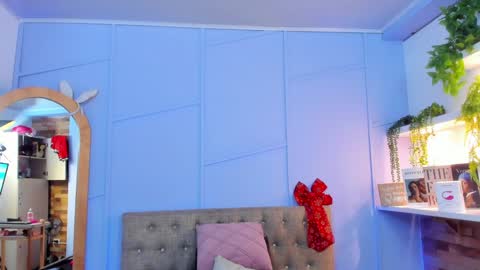 Georgina Coule online show from January 2, 6:23 pm