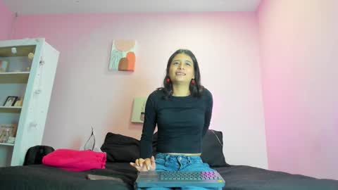 GEORGINA FERRI online show from October 6, 5:10 pm