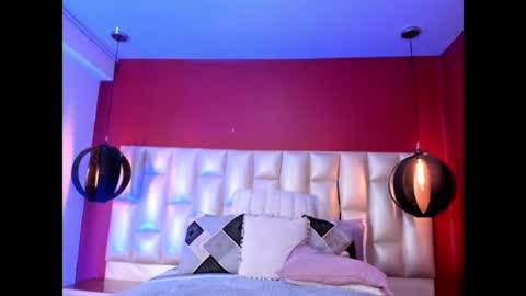 Snapshot of georginaa_ chatting on June 10, 11:42 am Georgina online show from June 10, 11:42 am