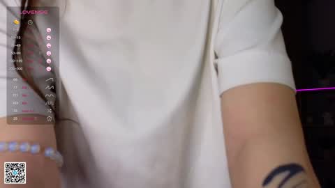 Snapshot of georginaarness chatting on February 6, 5:51 pm Georgina online show from February 6, 5:51 pm