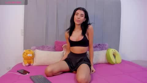 GEORGINA online show from November 24, 3:50 am