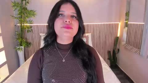 GeorginaReyes  online show from February 27, 10:43 pm