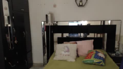 Snapshot of geral_bhri chatting on February 9, 3:27 pm geral bhri online show from February 9, 3:27 pm