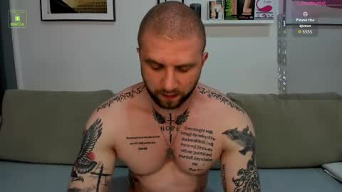 Snapshot of gerard_finbar chatting on February 20, 6:37 am Gerard Finbar online show from February 20, 6:37 am