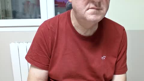 gerardlp131313 online show from May 23, 7:40 pm