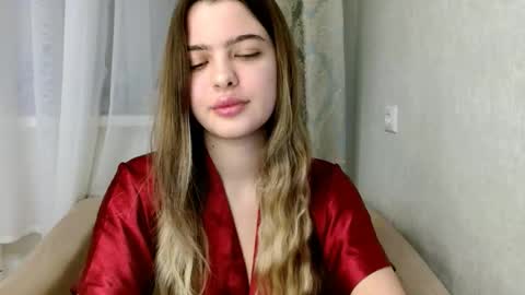 Snapshot of gerda_bloempje chatting on June 7, 9:18 pm Gerda online show from June 7, 9:18 pm