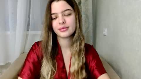 Snapshot of gerda_bloempje chatting on June 11, 9:46 pm Gerda online show from June 11, 9:46 pm