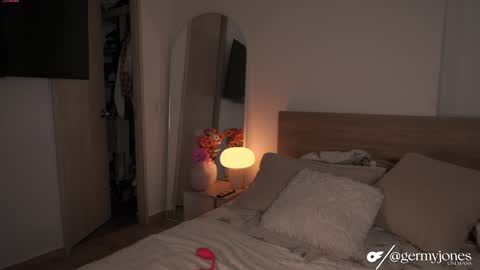 germaine_jones online show from October 11, 3:06 am