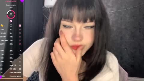 Snapshot of germainebourlier chatting on May 26, 6:53 am EmelyWoodes online show from May 26, 6:53 am