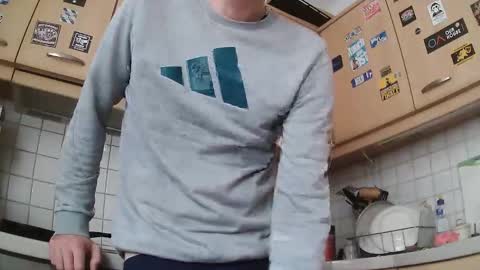 Snapshot of germanbigbln chatting on December 14, 12:32 pm germanbigbln online show from December 14, 12:32 pm