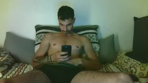 Snapshot of germanbigdic77 chatting on July 5, 9:00 pm HeteroGermanbigdic77 online show from July 5, 9:00 pm