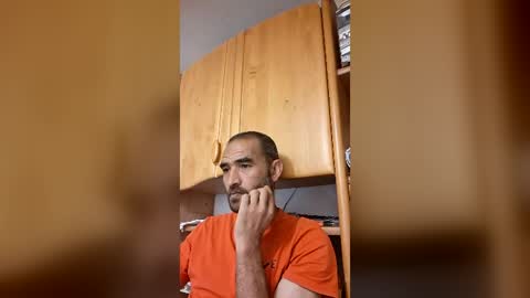 Snapshot of germanbooy_111 chatting on July 19, 9:18 pm Germanbooy 111 online show from July 19, 9:18 pm