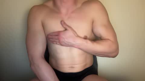 germanhunk123 online show from April 7, 6:41 pm