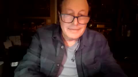 Snapshot of gerrardjj chatting on February 19, 11:36 pm Jason online show from February 19, 11:36 pm