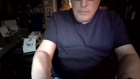 Snapshot of gerrardjj chatting on February 26, 10:31 pm Jason online show from February 26, 10:31 pm