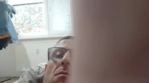 Snapshot of geryhonda001 chatting on November 15, 7:49 am geryhonda001 online show from November 15, 7:49 am