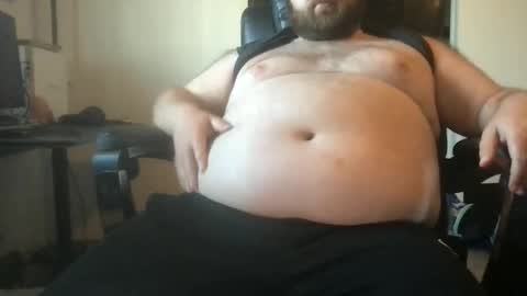 Snapshot of getinmygut chatting on March 26, 1:22 am Fat Boss online show from March 26, 1:22 am