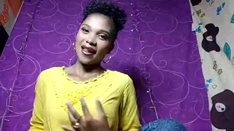 gggloria online show from March 23, 6:28 am