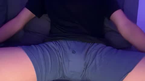 gh0st_boy_ online show from May 6, 2:08 am