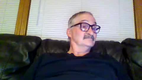 ghost2534 online show from December 7, 5:59 am