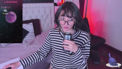 Allison  online show from January 22, 8:06 pm