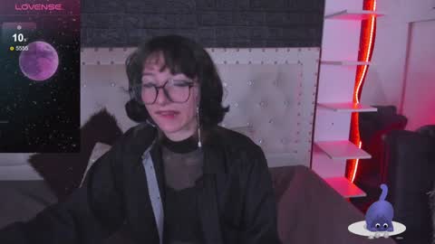 Allison  online show from January 28, 11:07 pm