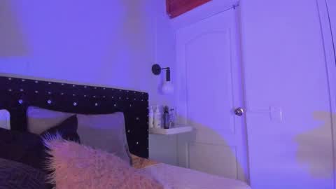 Allison  online show from September 11, 5:35 pm