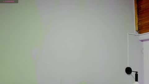 Allison  online show from October 17, 8:33 pm