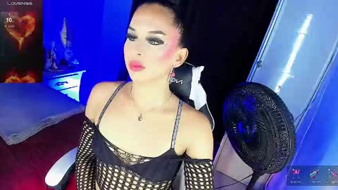 Gia Ferrara online show from June 6, 3:55 am