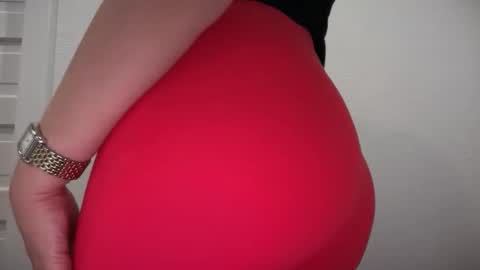 The Queen of Squirt online show from March 26, 12:17 am