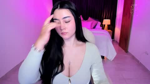 Snapshot of gia_lowry chatting on January 15, 2:46 pm Gia lowry online show from January 15, 2:46 pm