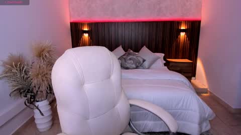 Snapshot of gia_lowry chatting on March 5, 3:08 am Gia lowry online show from March 5, 3:08 am