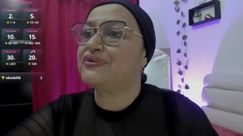 nahomi online show from September 19, 11:05 pm