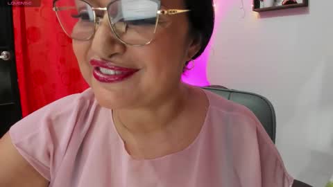 nahomi online show from December 21, 10:06 pm