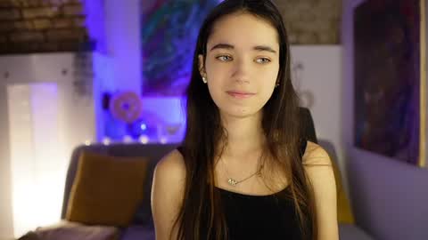 Gia Paige18 online show from December 18, 9:04 am