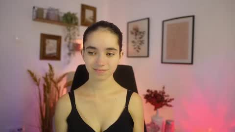 Gia Paige18 online show from October 9, 1:20 pm