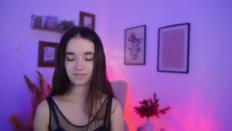 Gia Paige18 online show from November 28, 2:09 pm