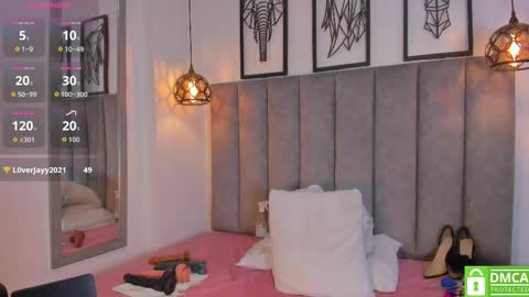 Snapshot of gia_scott chatting on November 8, 9:46 pm Darlliny online show from November 8, 9:46 pm