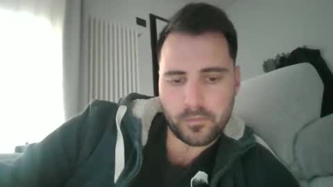 Snapshot of giacomo9669 chatting on February 4, 1:39 pm giacomo9669 online show from February 4, 1:39 pm
