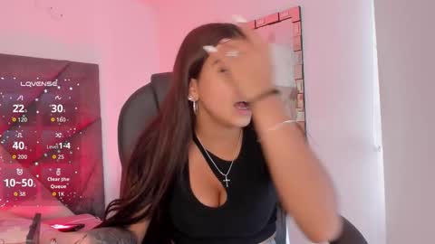 Gia  online show from December 15, 5:28 pm