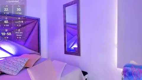 Gia  online show from January 5, 6:11 pm