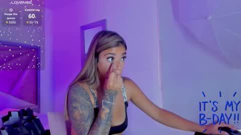 Gia  online show from February 27, 7:03 pm