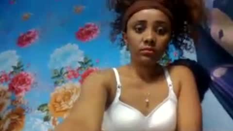 Snapshot of gialbloody chatting on June 16, 1:47 pm gialbloody online show from June 16, 1:47 pm