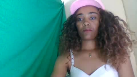 Snapshot of gialbloody chatting on July 19, 1:15 pm gialbloody online show from July 19, 1:15 pm